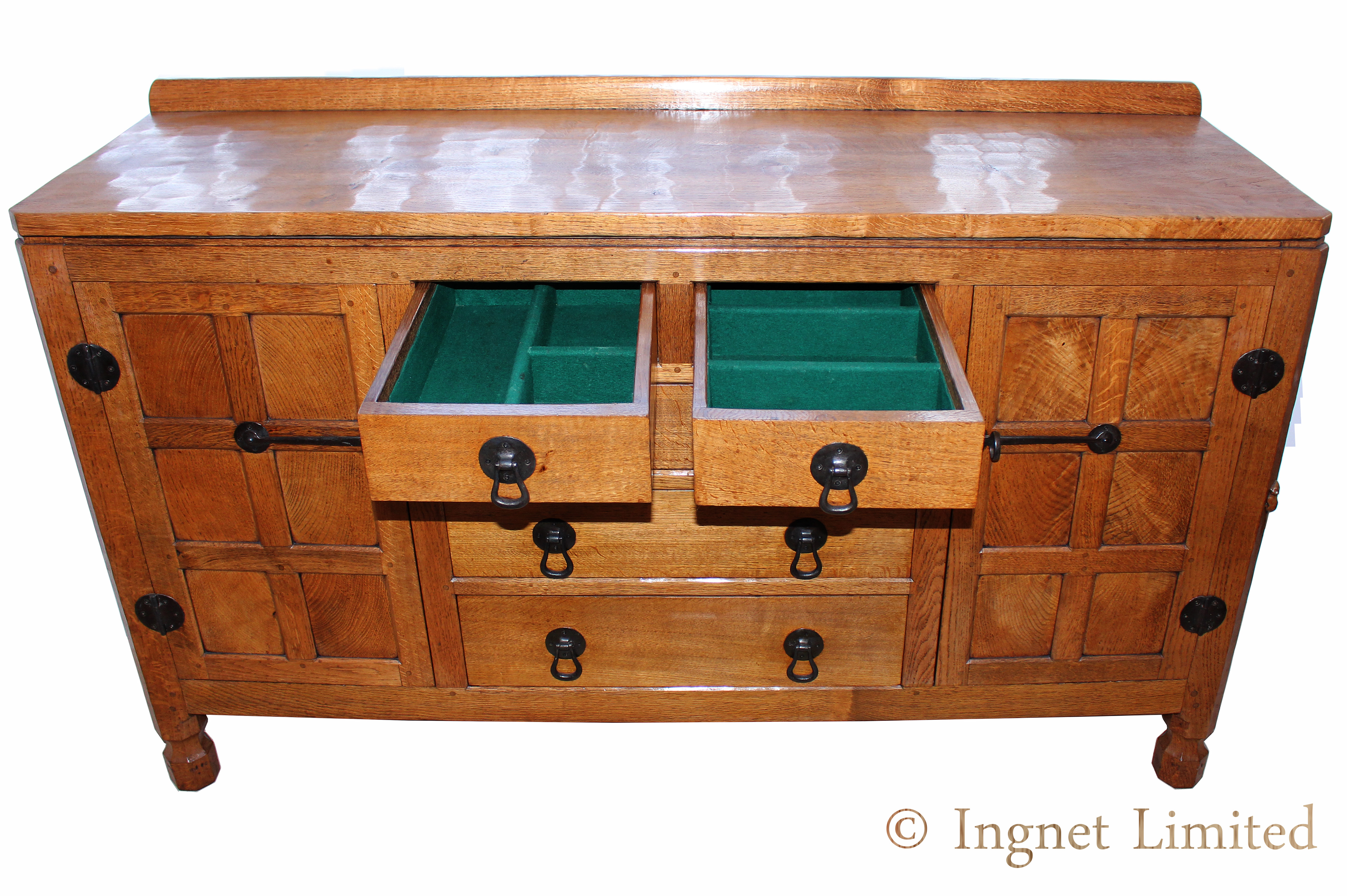 ROBERT MOUSEMAN THOMPSON CLASSIC ADZED SIDEBOARD